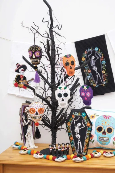 C & F Home C&f Home Mariachi Skeleton Duo Towel In White