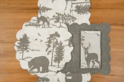 C & F Home C&f Home Henderson Hideaway Reversible Rustic Winter Wilderness Napkin Set Of 6 In Gray