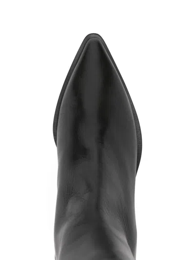 Pomme D'or Pointed-toe Zip-up Boots In Black