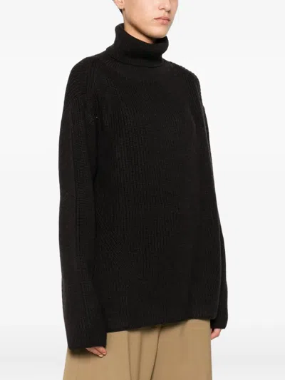 P.a.r.o.s.h High-neck Ribbed Sweater In Black