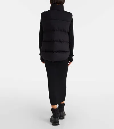 Moncler Genius Otis 4 Moncler Edward Enninful Ee72 Sleeveless Down Jacket In Black