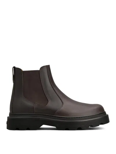 Tod's Ankle Boots In Brown