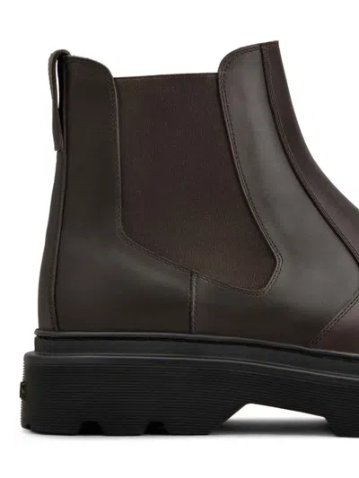 Tod's Ankle Boots In Brown