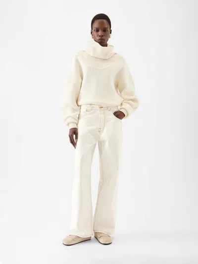 Jacquemus Flared Jeans In White