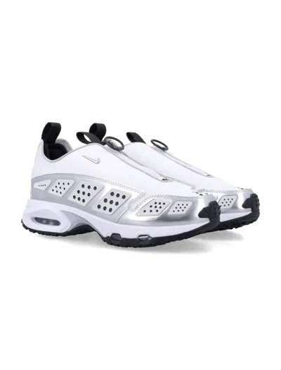 Nike Air Max Sndr Se Sneaker In Silver