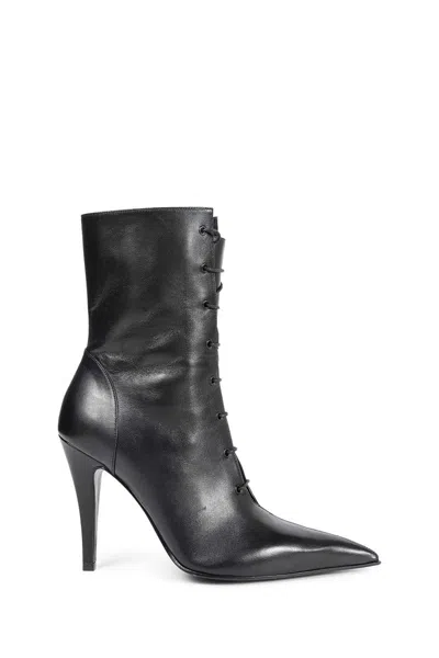 Alexander Mcqueen Leather Ankle Boots In Black