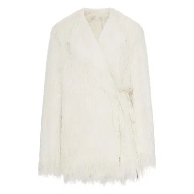 Dries Van Noten 00070 Rivla Short 2031 W.w.coat Clothing In White