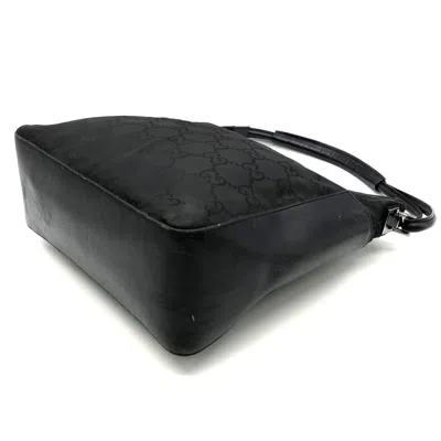 Pre-owned Gucci Black Nylon Leather Shoulder Bag ()
