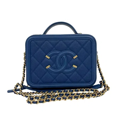 Pre-owned Chanel Grained Calfskin Pochette Shoulder Bag () In Blue