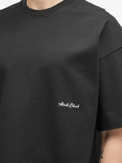 Aboutblank Boxy Logo T-shirt In Black