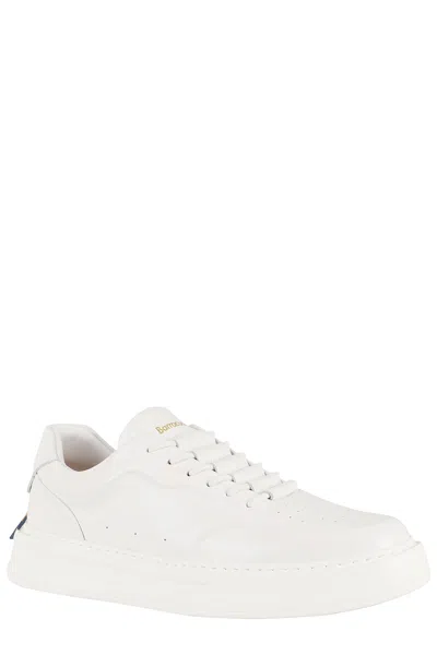 Barracuda Phoenix Sneakers In White