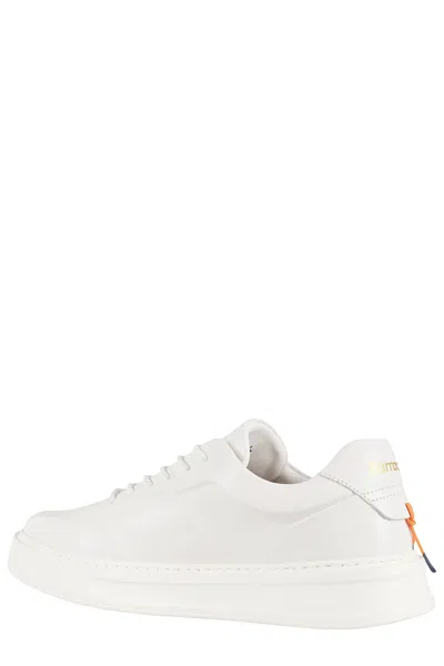 Barracuda Phoenix Sneakers In White
