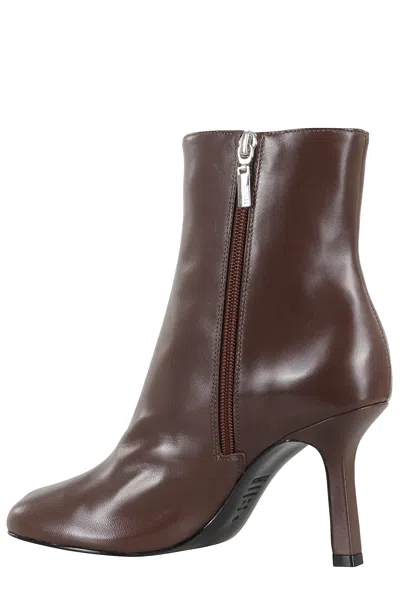 Schutz Brielle Booties Root Brown In Brown
