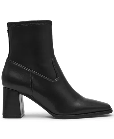 Anne Klein Lyla Bootie In Animal Print