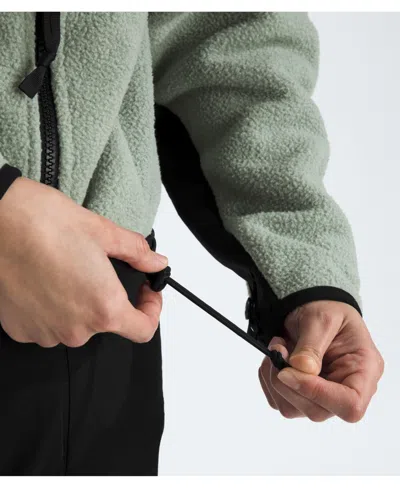 The North Face Retro Denali Jacket In Green