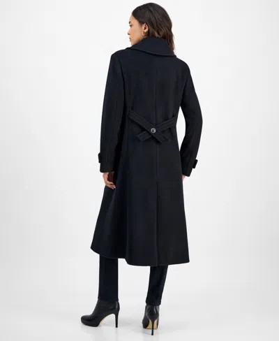 Cece Double Breasted Coat In Black