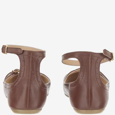 Chloé Flat Shoe With Burnished Look Made In Italy In Brown