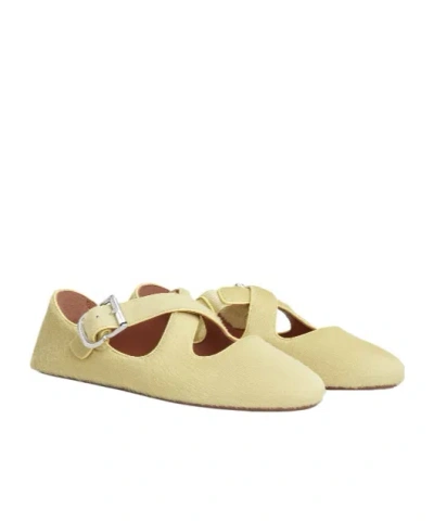 Alaïa Criss Cross Leather-trimmed Calf Hair Ballet Flats In Yellow