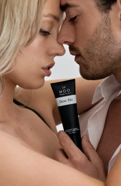 Woo More Play Dew Me Silicone Lubricant In Black