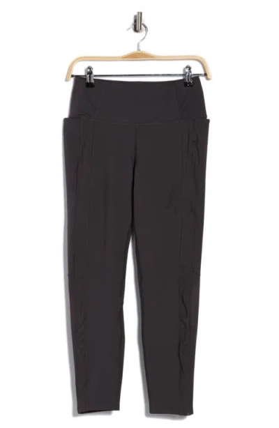 Layer 8 Vertical Line 7/8 Leggings In Gray