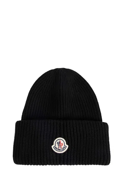 Moncler Ribbed Beanie With Folded Cuff And Embroidered Logo In Black