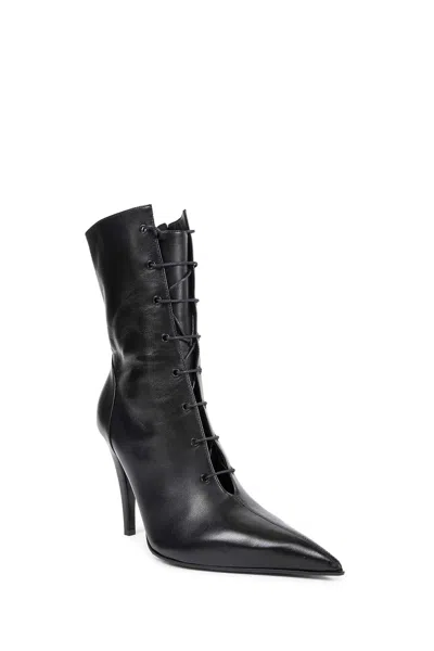 Alexander Mcqueen Leather Ankle Boots In Black