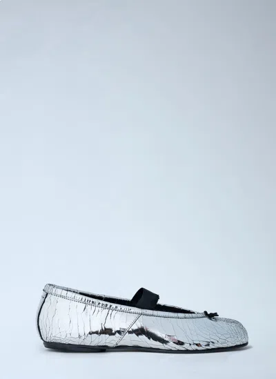 Maison Margiela Tabi Split-toe Metallic Cracked-leather Ballet Flats In Silver