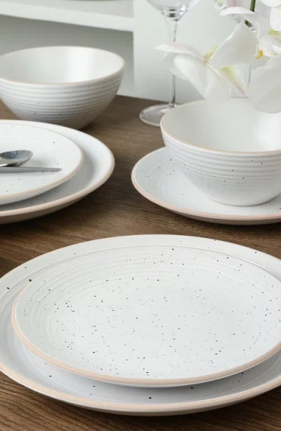 Stone Lain Lauren 16 Pc. Dinnerware Set, Service For 4 In White