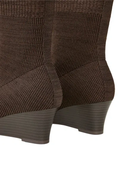 Vivaia Margot Wedge Bootie Square-toe Water-repellent Boots In Brown