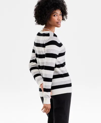Charter Club 100% Cashmere Women's V-neck Long-sleeve Sweater, Macy's Exclusive In Black
