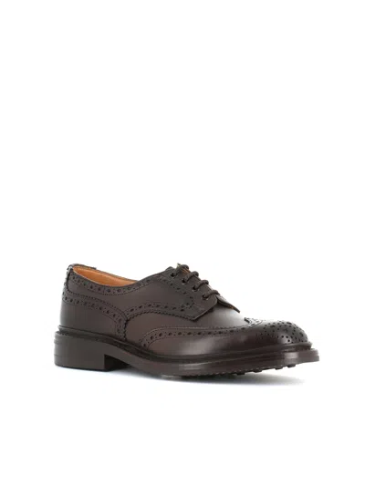 Tricker's Brogues With Round Toe And Brogue Detailing In Brown