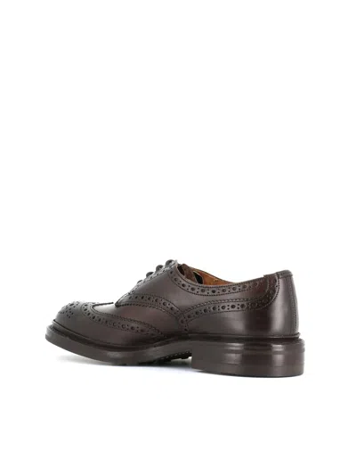 Tricker's Brogues With Round Toe And Brogue Detailing In Brown
