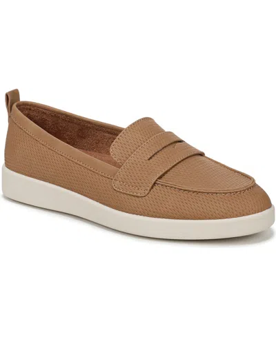 Naturalizer Ingrid Penny Loafer In Neutral