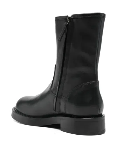 Julie Dee Low Heels Ankle Boots In Black Leather In Black