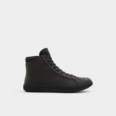 Aldo Estanqueiro In Black Overflow In Black