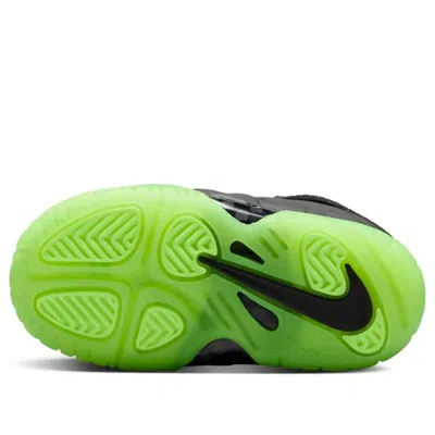Nike (td)  Air Foamposite One 'black Volt'