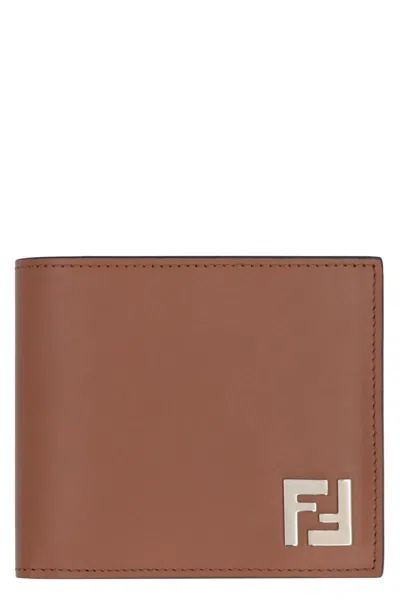 Fendi Logo Plaque Bi-fold Wallet In Brown