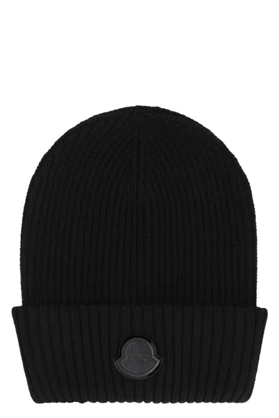 Moncler Genius Moncler 4 Edward Enninful Ee72 Responsible Virgin Wool Hat In Black