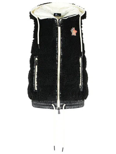 Moncler Padded Zip-up Fleece Gilet In Black