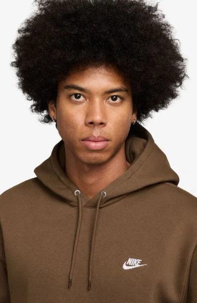 Nike Men's Club Fleece Premium Embroidered Pullover Hoodie In Brown