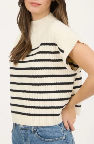 Blu Pepper Mock Neck Pullover Sweater In White