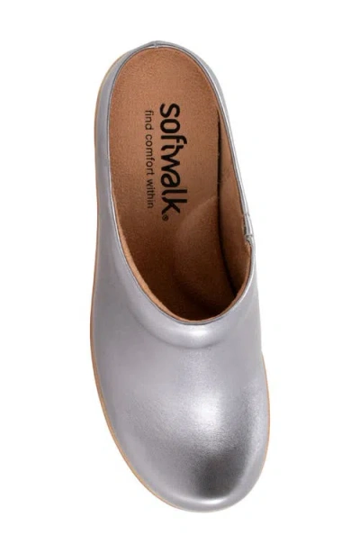 Softwalk Madison Clog In Gray