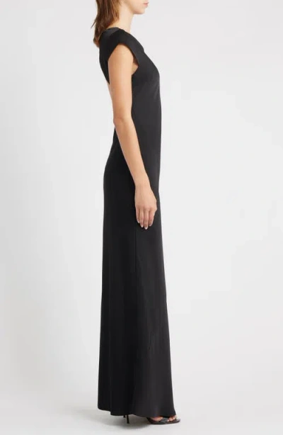Wayf Johanna Open Back Gown In Black