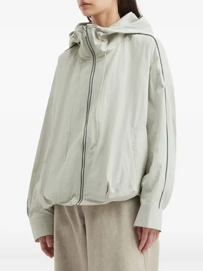 滚边边饰连帽夹克