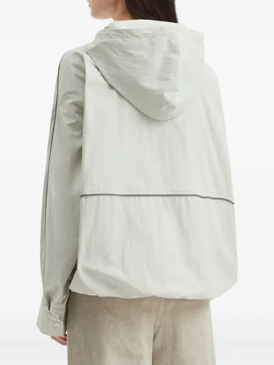 滚边边饰连帽夹克