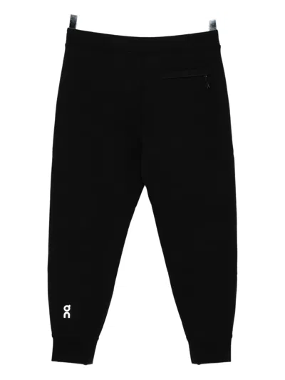 On Focus Tech Sweatpants In Black