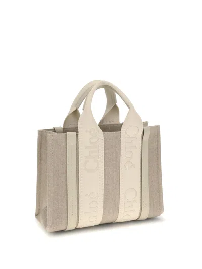 Chloé Woody Handbag In Neutral