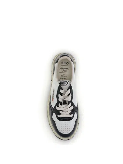Autry Medalist Low Vintage X Mihara Yasuhiro White And Black Sneakers With Handcrafted Sole In Leather Man In Black