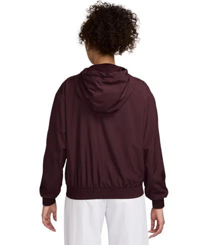 Nike Womens Hooded Lightweight Windbreaker In Burgundy