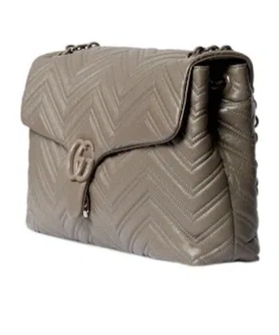 Gucci Maxi Gg Marmont-motif Shoulder Bag In Gray